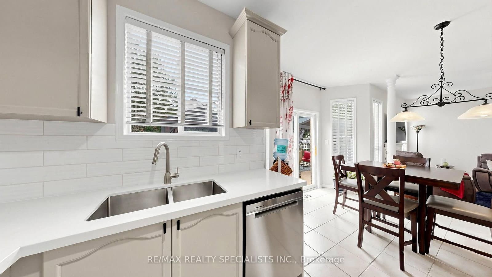 176 Royal Valley Drive thumbnail 19