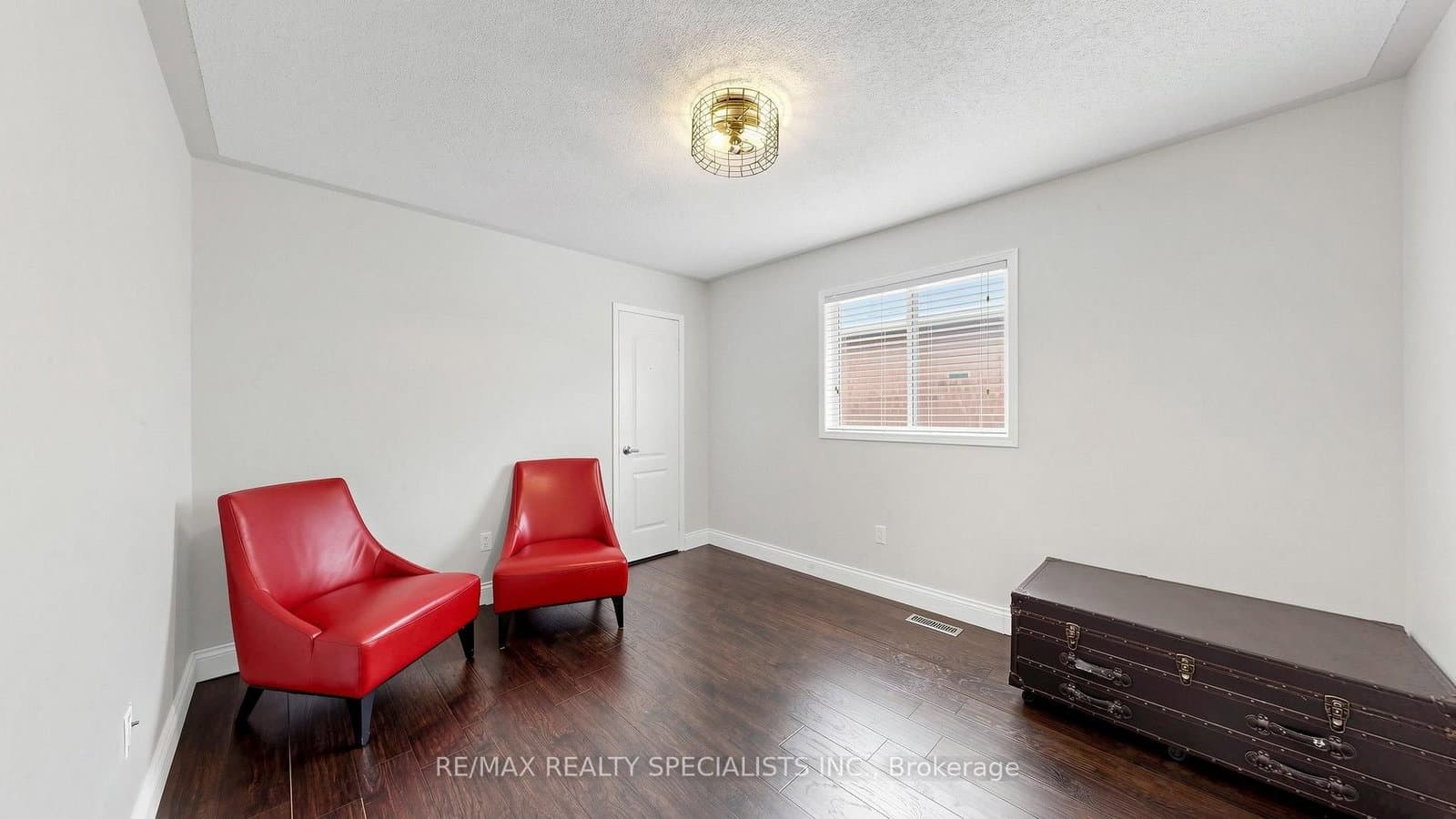 176 Royal Valley Drive thumbnail 38