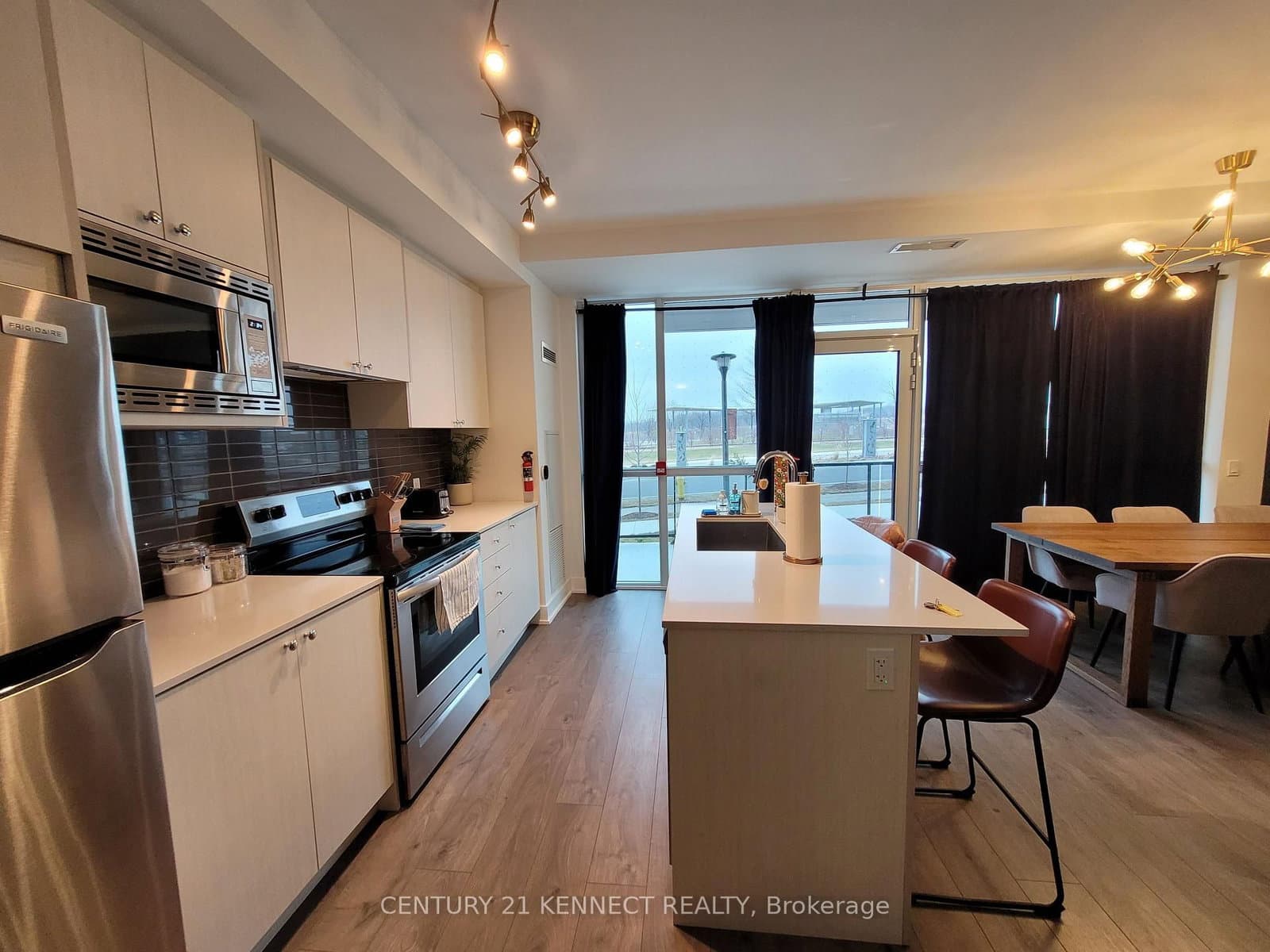 60 George Butchart Drive, Unit TH02 thumbnail 2