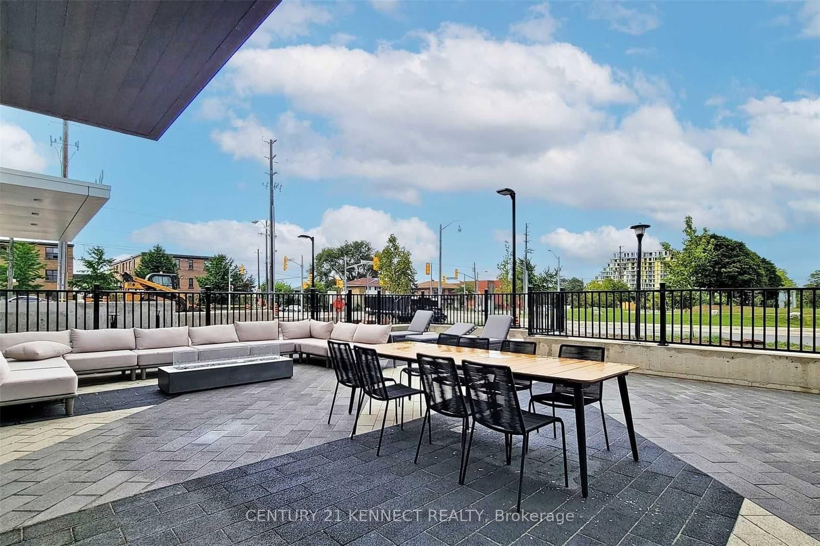 60 George Butchart Drive, Unit TH02 thumbnail 46