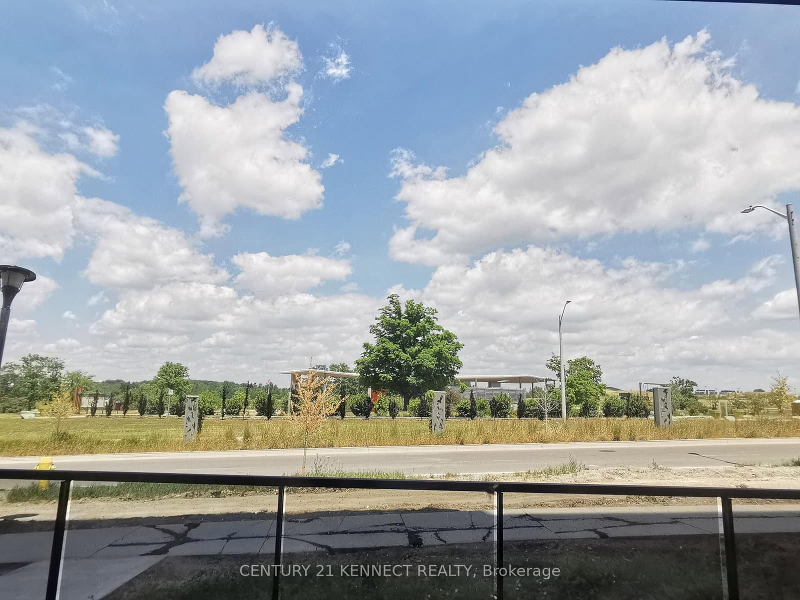 60 George Butchart Drive, Unit TH02 thumbnail 6