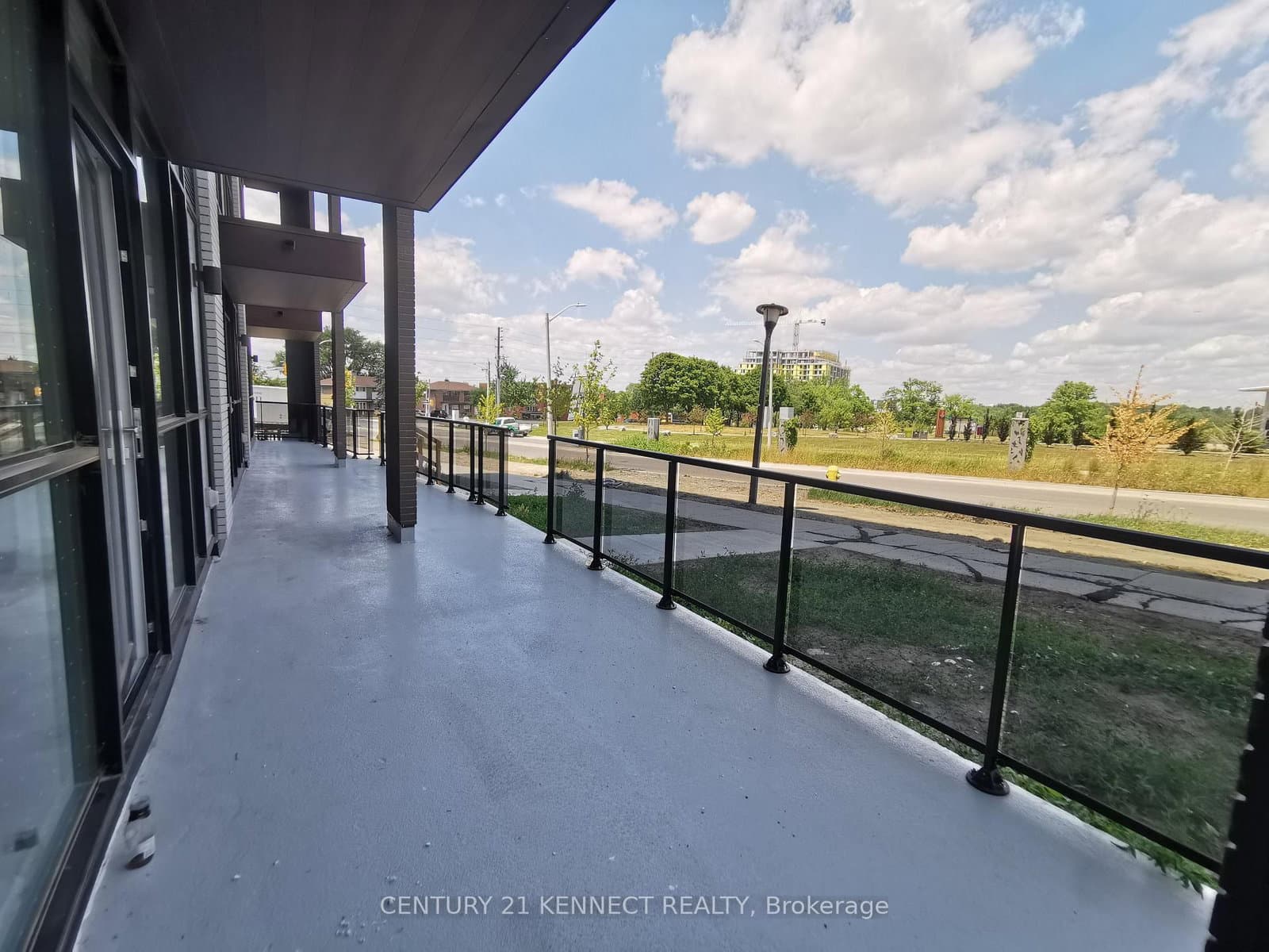 60 George Butchart Drive, Unit TH02 thumbnail 7