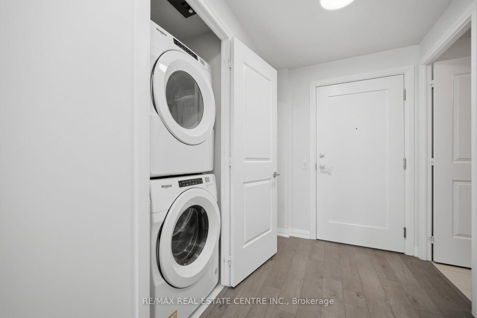 35 Watergarden Drive, Unit 2414 thumbnail 26