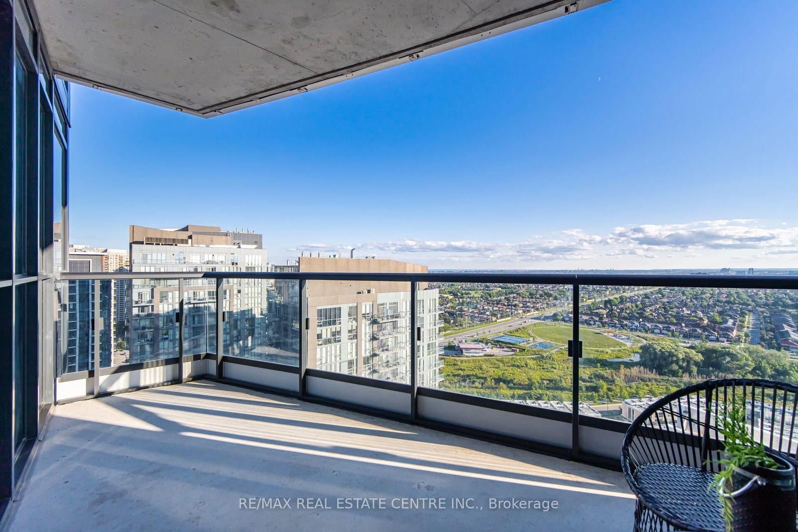 35 Watergarden Drive, Unit 2414 thumbnail 27