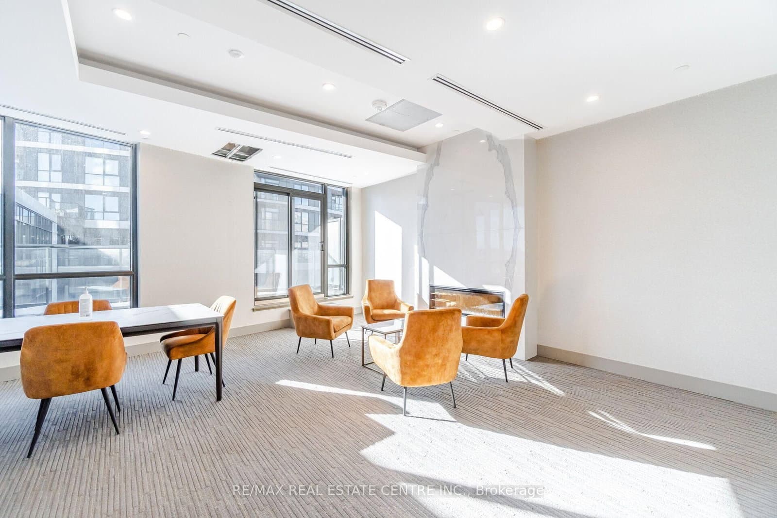 35 Watergarden Drive, Unit 2414 thumbnail 35
