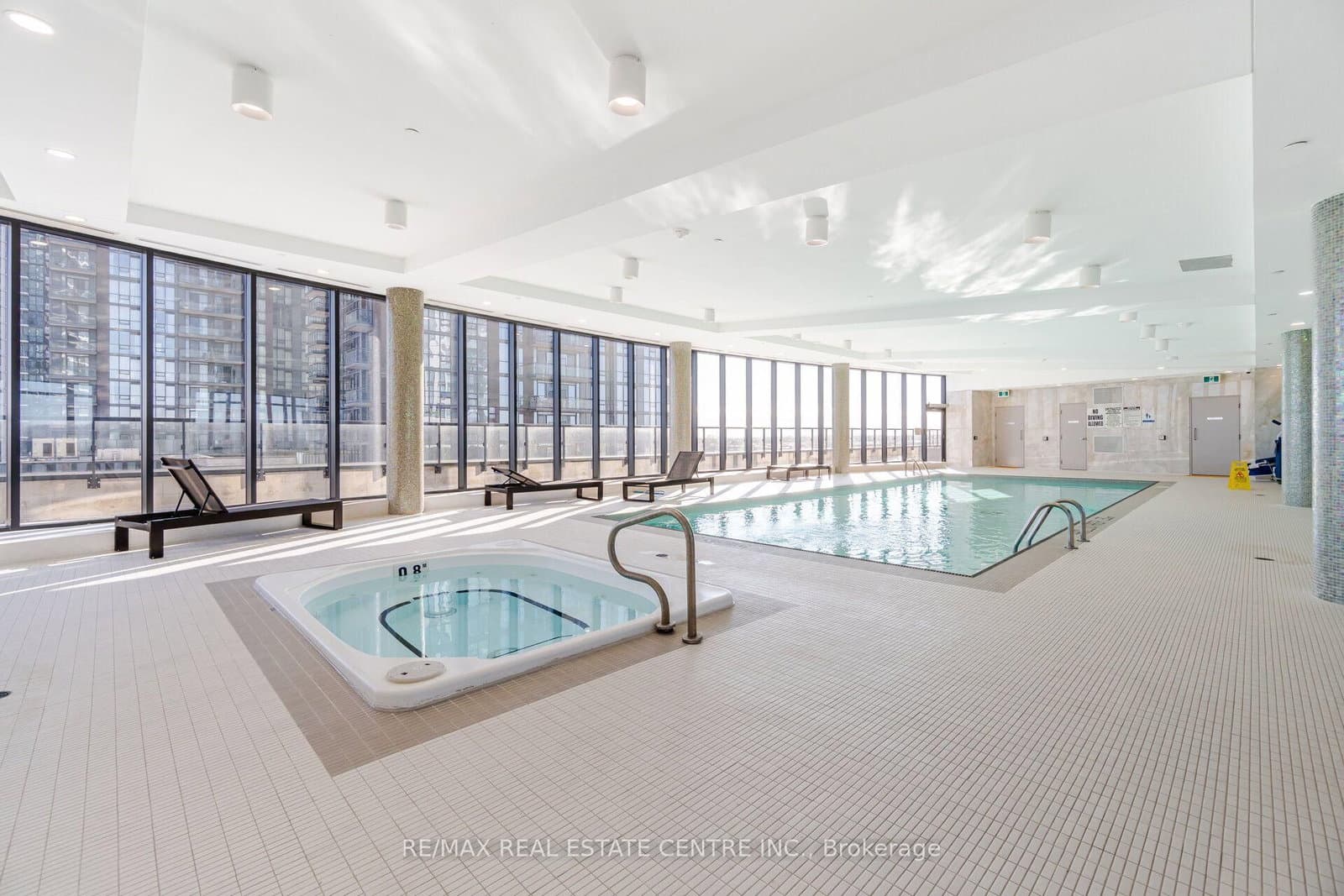 35 Watergarden Drive, Unit 2414 thumbnail 37