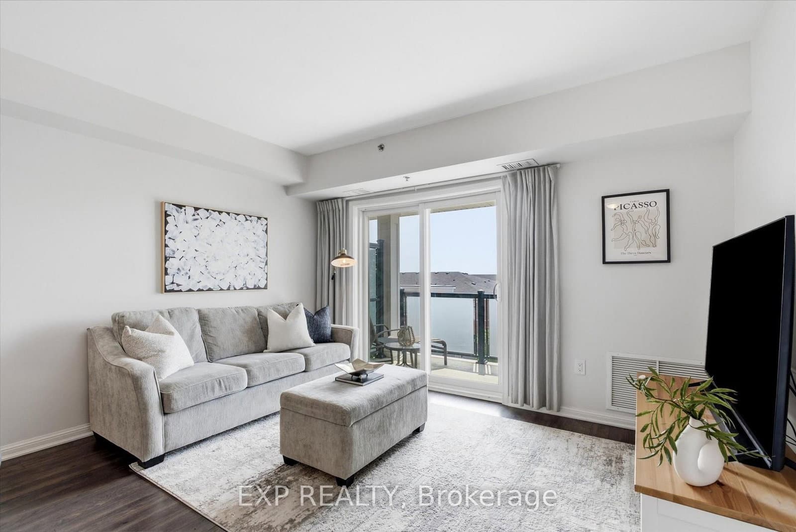60 Baycliffe Crescent, Unit 412A thumbnail 10
