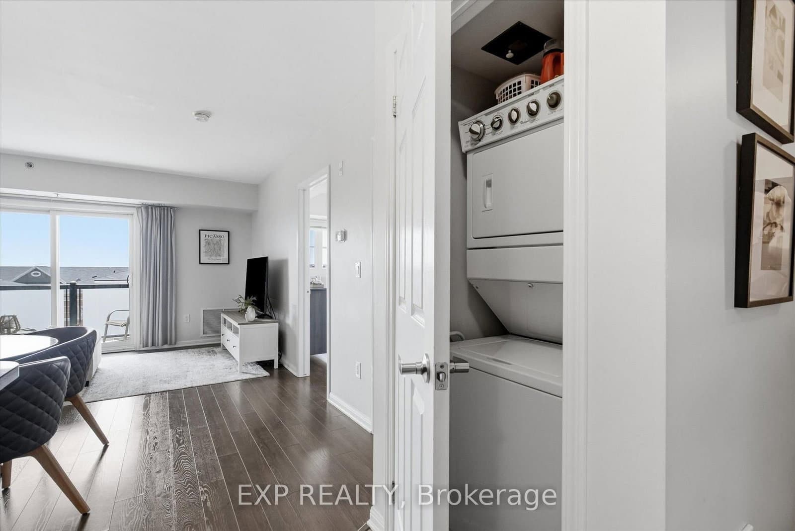 60 Baycliffe Crescent, Unit 412A thumbnail 19