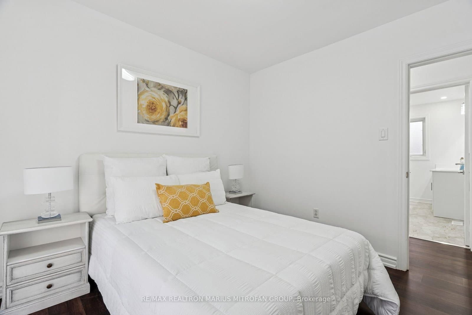 7 Rollins Place thumbnail 19