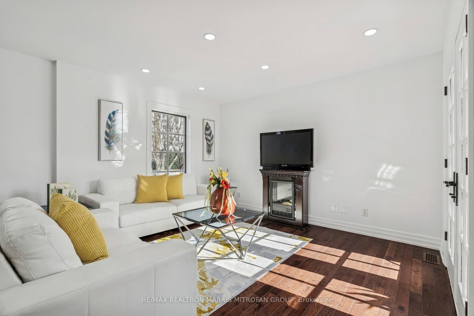 7 Rollins Place thumbnail 25