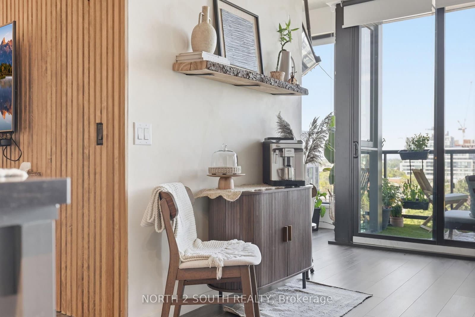 7 Smith Crescent, Unit 717 thumbnail 24