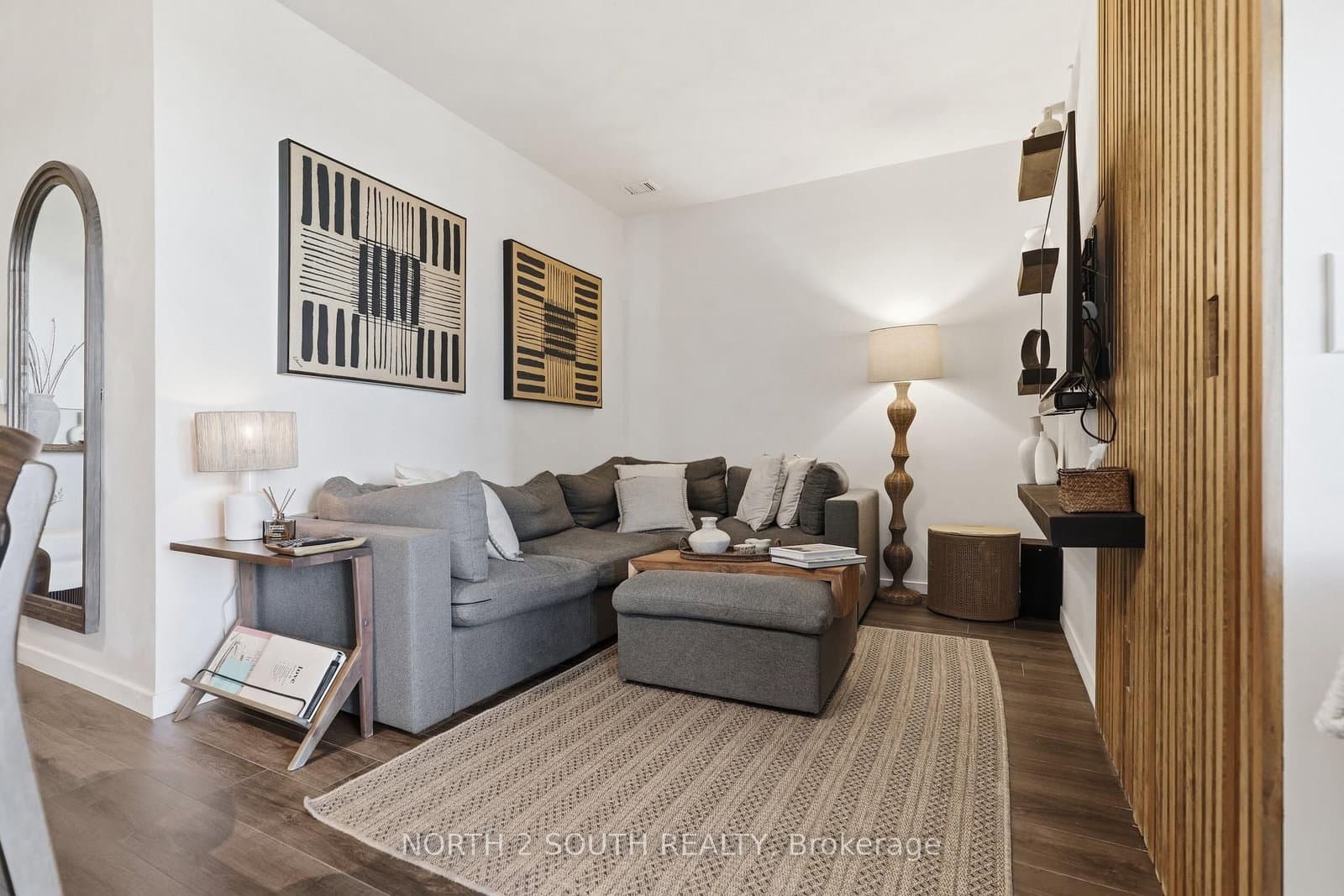7 Smith Crescent, Unit 717 thumbnail 6