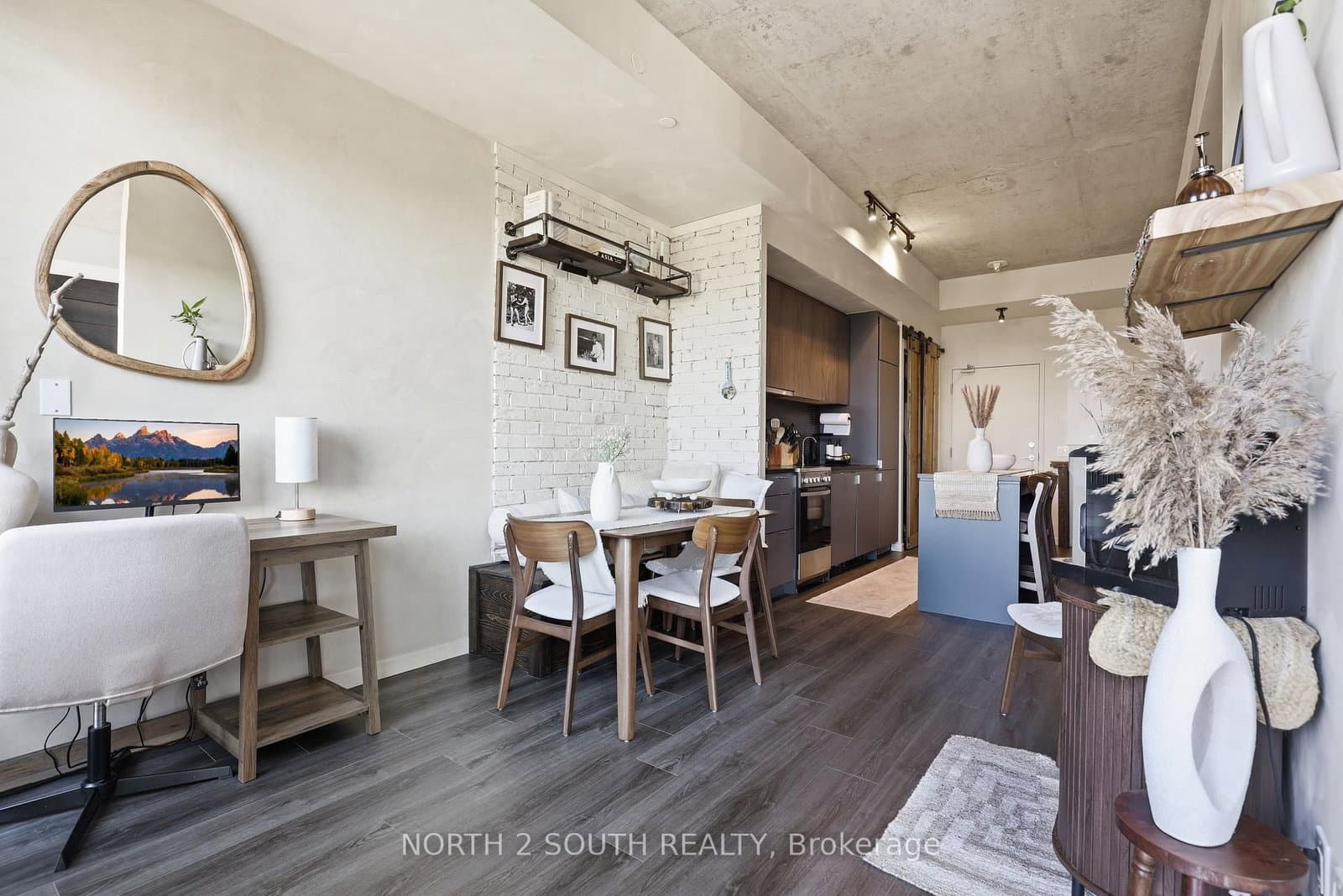 7 Smith Crescent, Unit 717 thumbnail 8