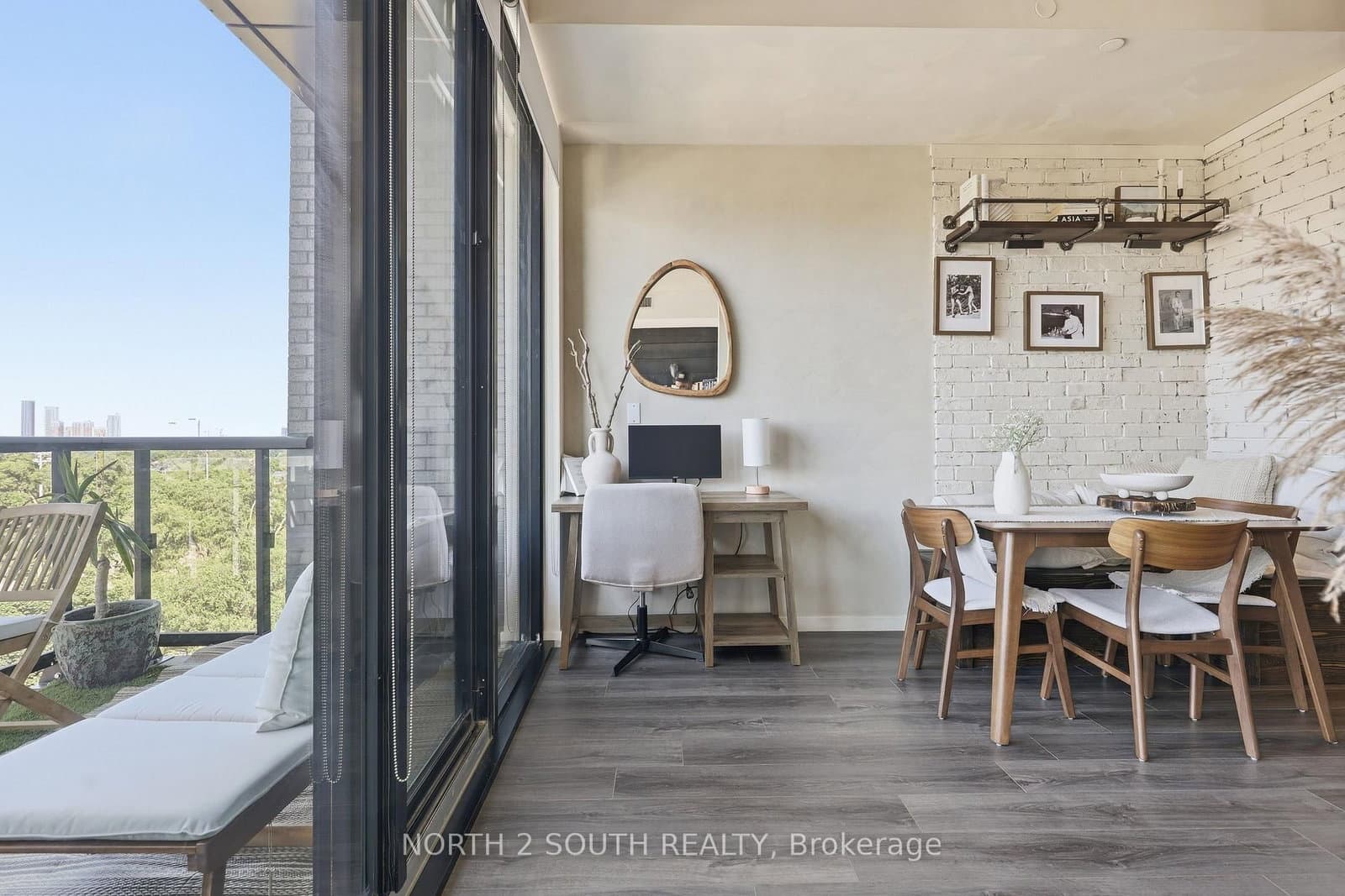 7 Smith Crescent, Unit 717 thumbnail 9