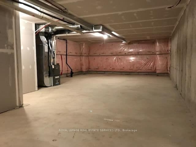 165 Hampshire Way, Unit 7 thumbnail 12