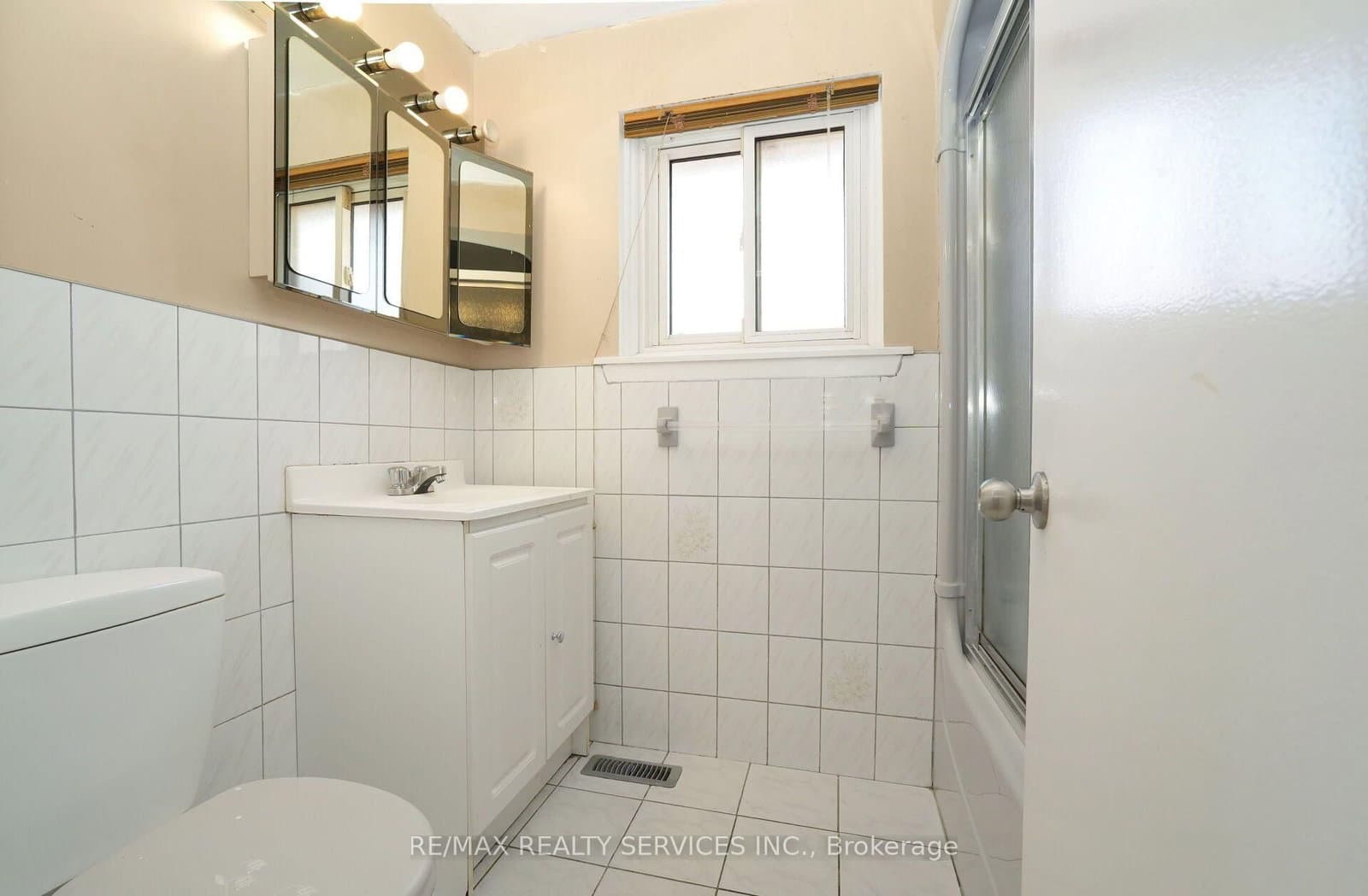 79 Cloverdale Drive thumbnail 30