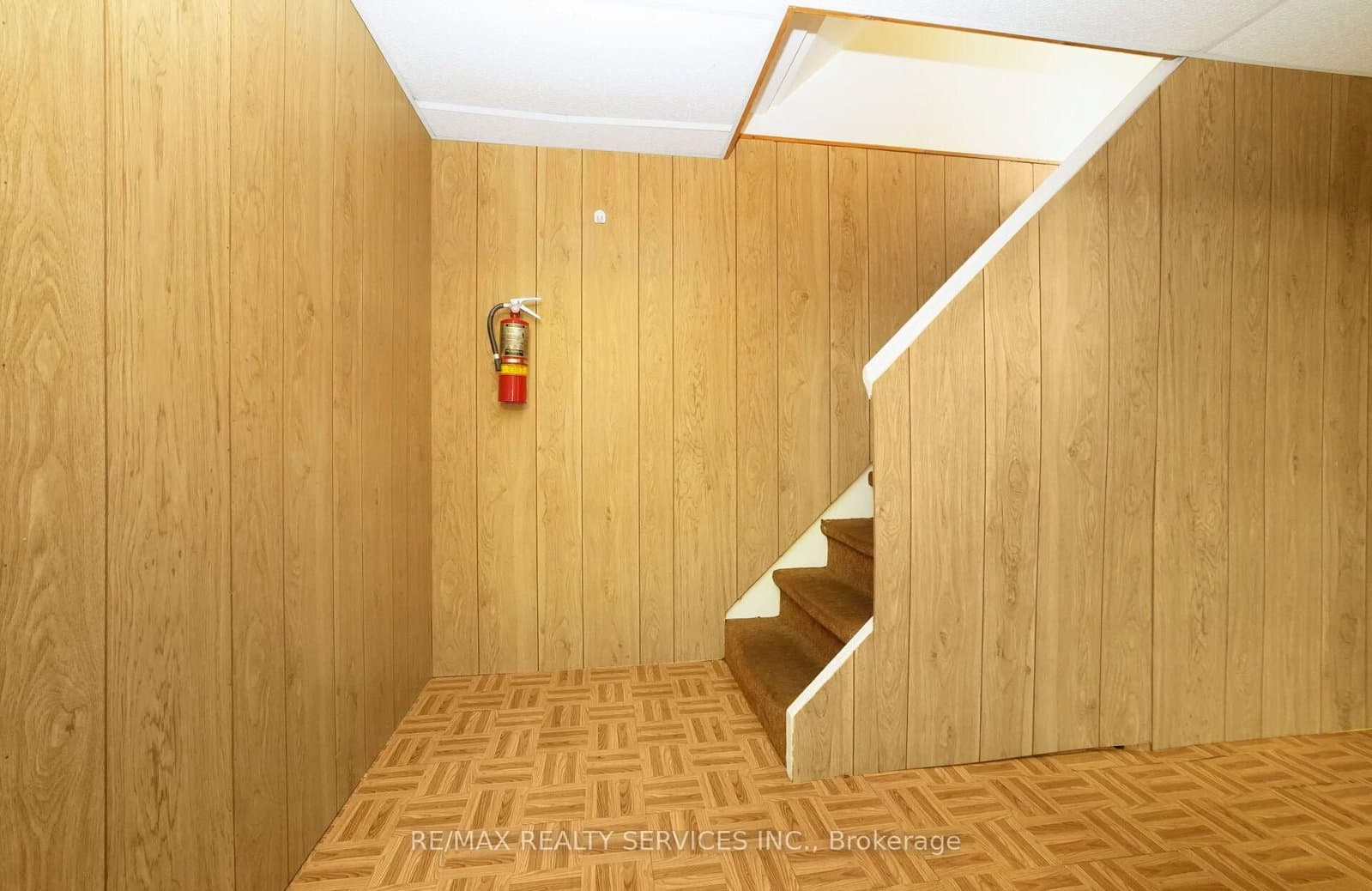 79 Cloverdale Drive thumbnail 31