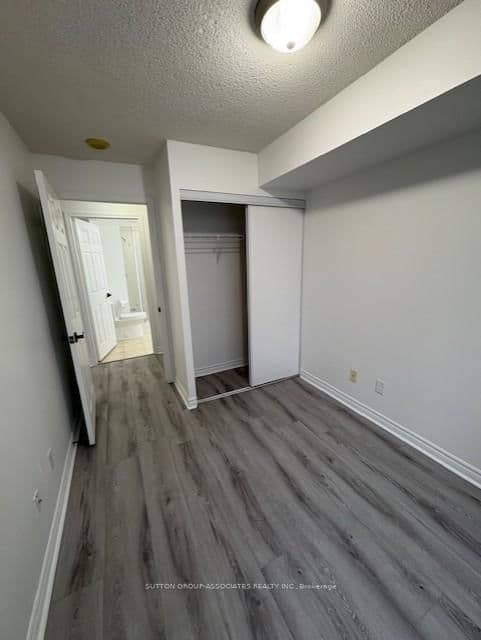 70 High Park Avenue, Unit 1406 thumbnail 11