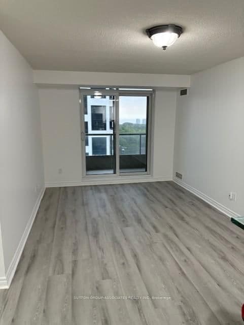 70 High Park Avenue, Unit 1406 thumbnail 15