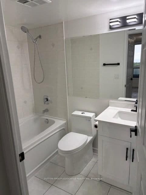 70 High Park Avenue, Unit 1406 thumbnail 8