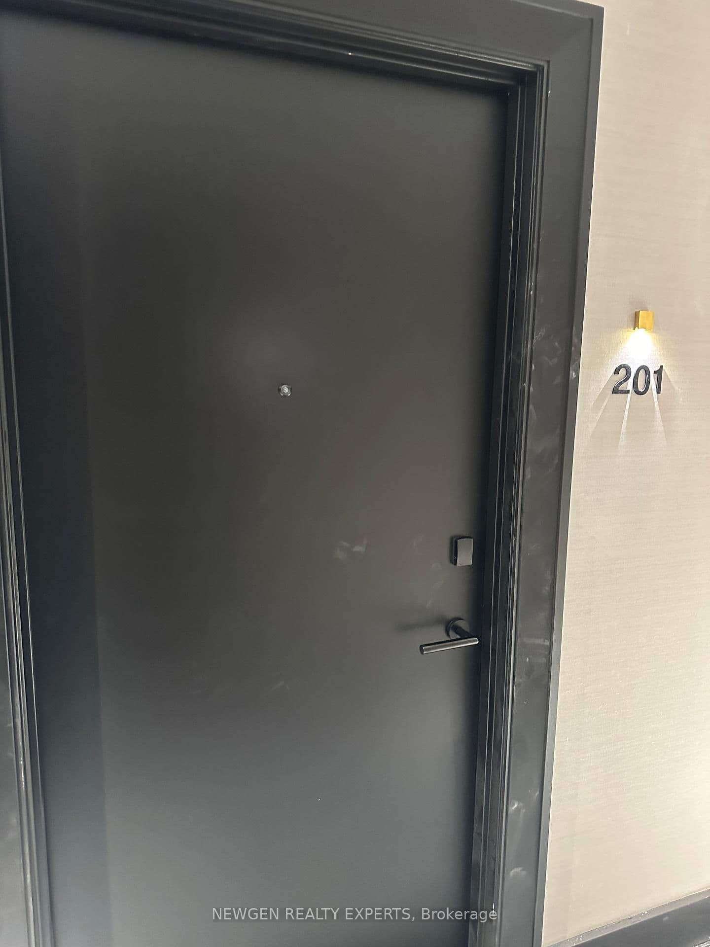 2333 Khalsa Gate, Unit 201 thumbnail 5