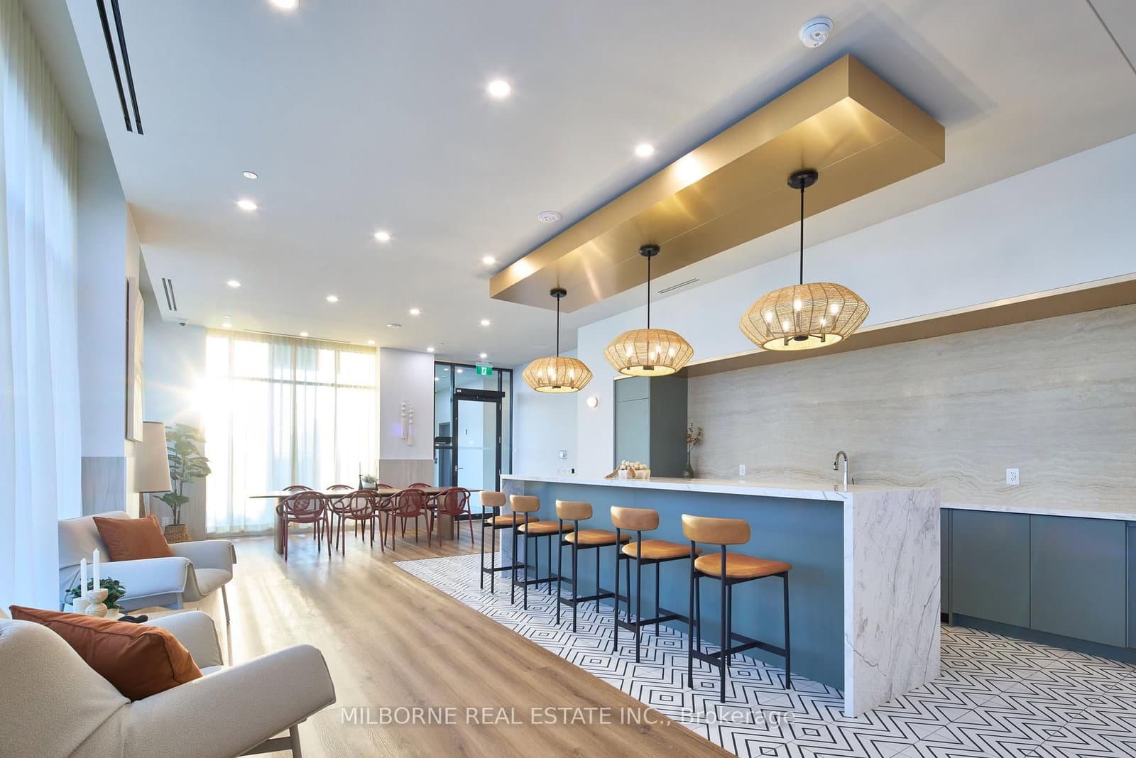 1660 Bloor Street W, Unit 909 thumbnail 6