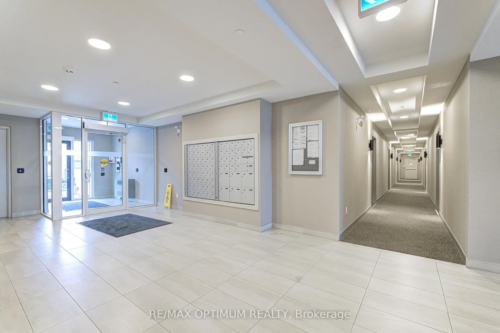 58 Sky Harbour Drive, Unit 108 thumbnail 5