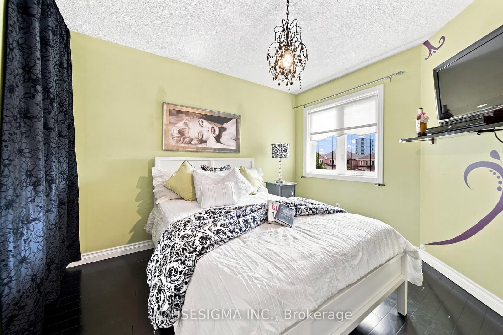 902 Applecroft Circle thumbnail 28