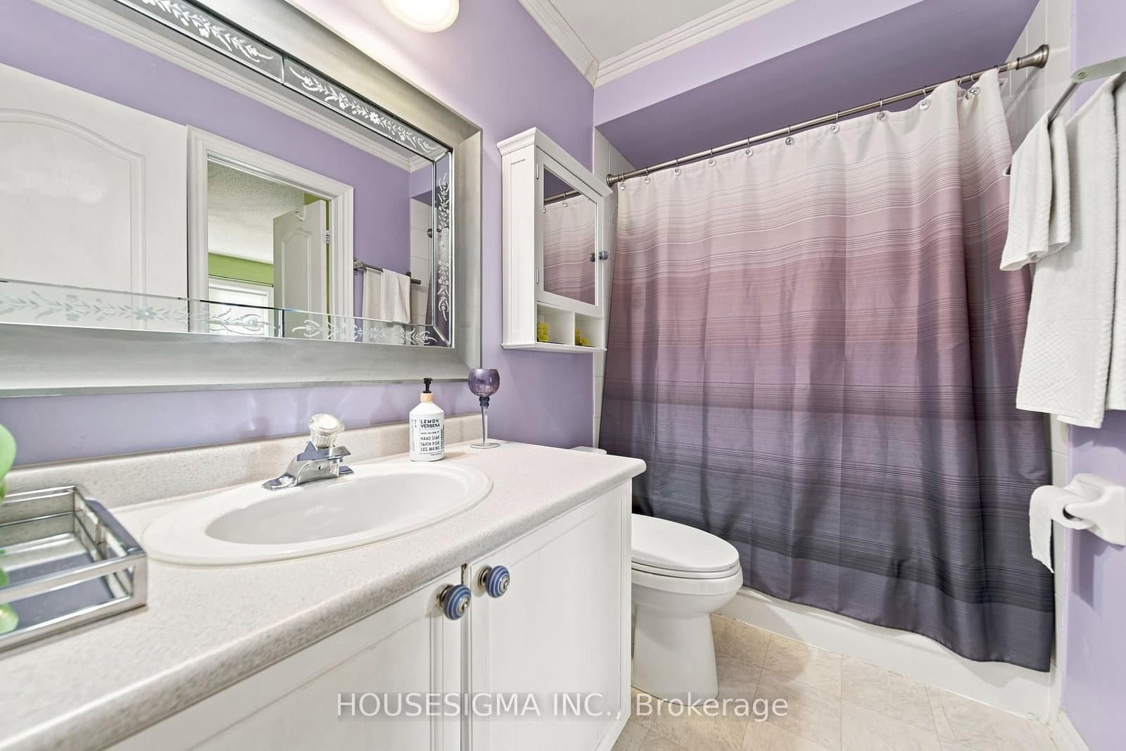 902 Applecroft Circle thumbnail 31