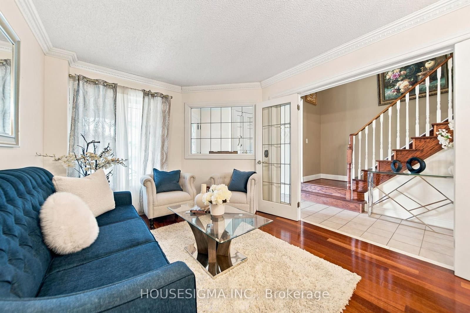 902 Applecroft Circle thumbnail 6