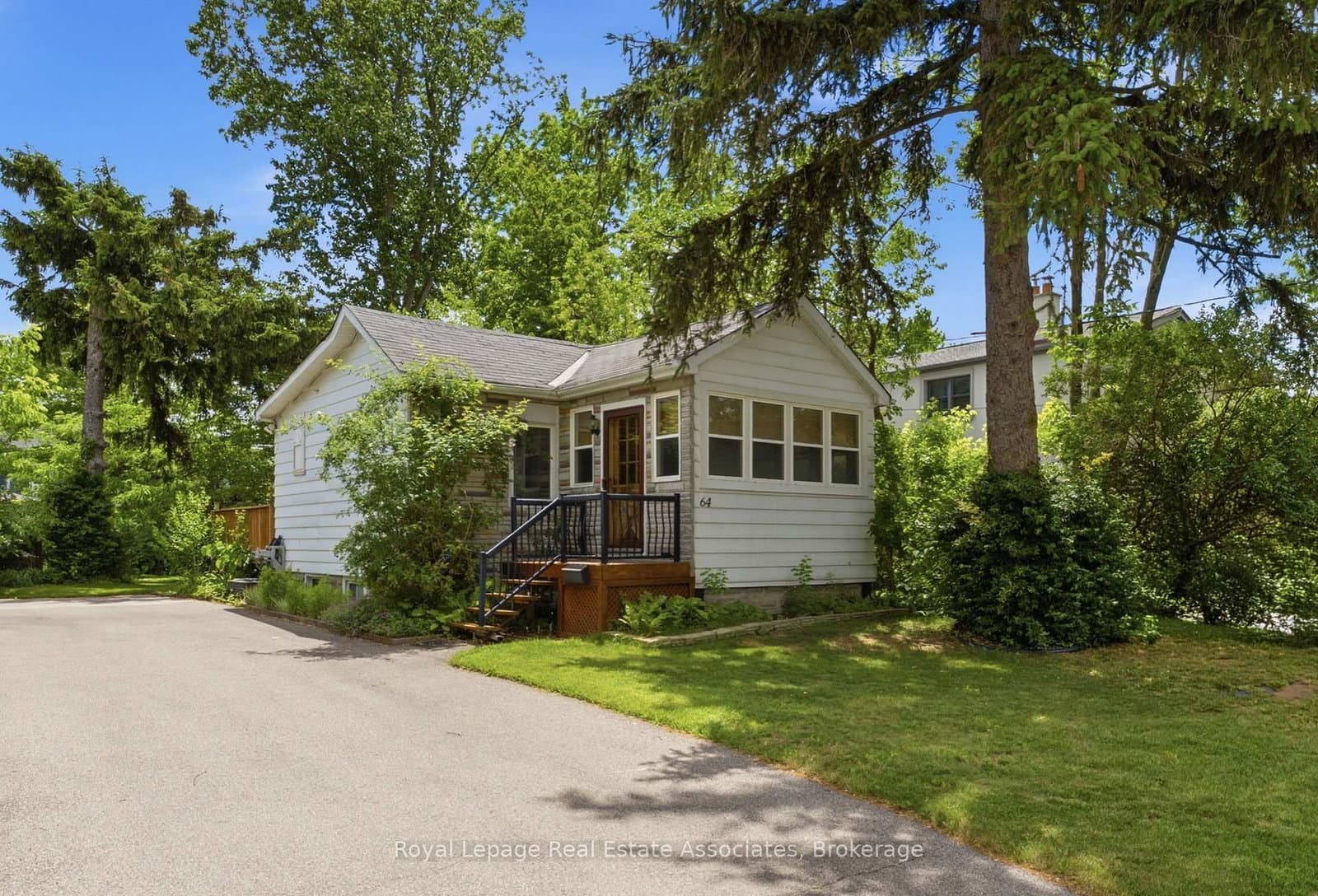 64 Eaglewood Boulevard - Image 1