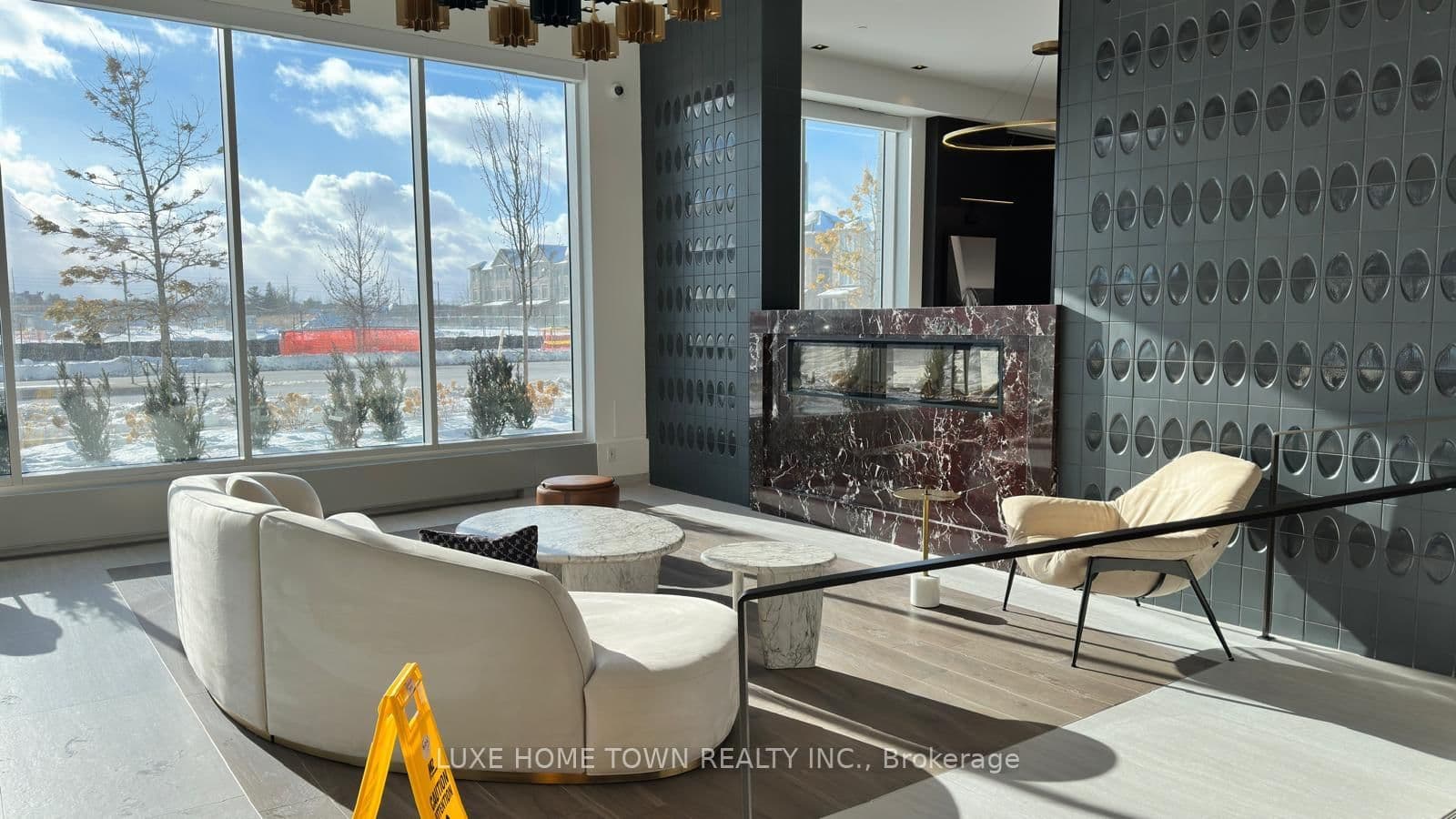 412 Silver Maple Road, Unit 402 thumbnail 10