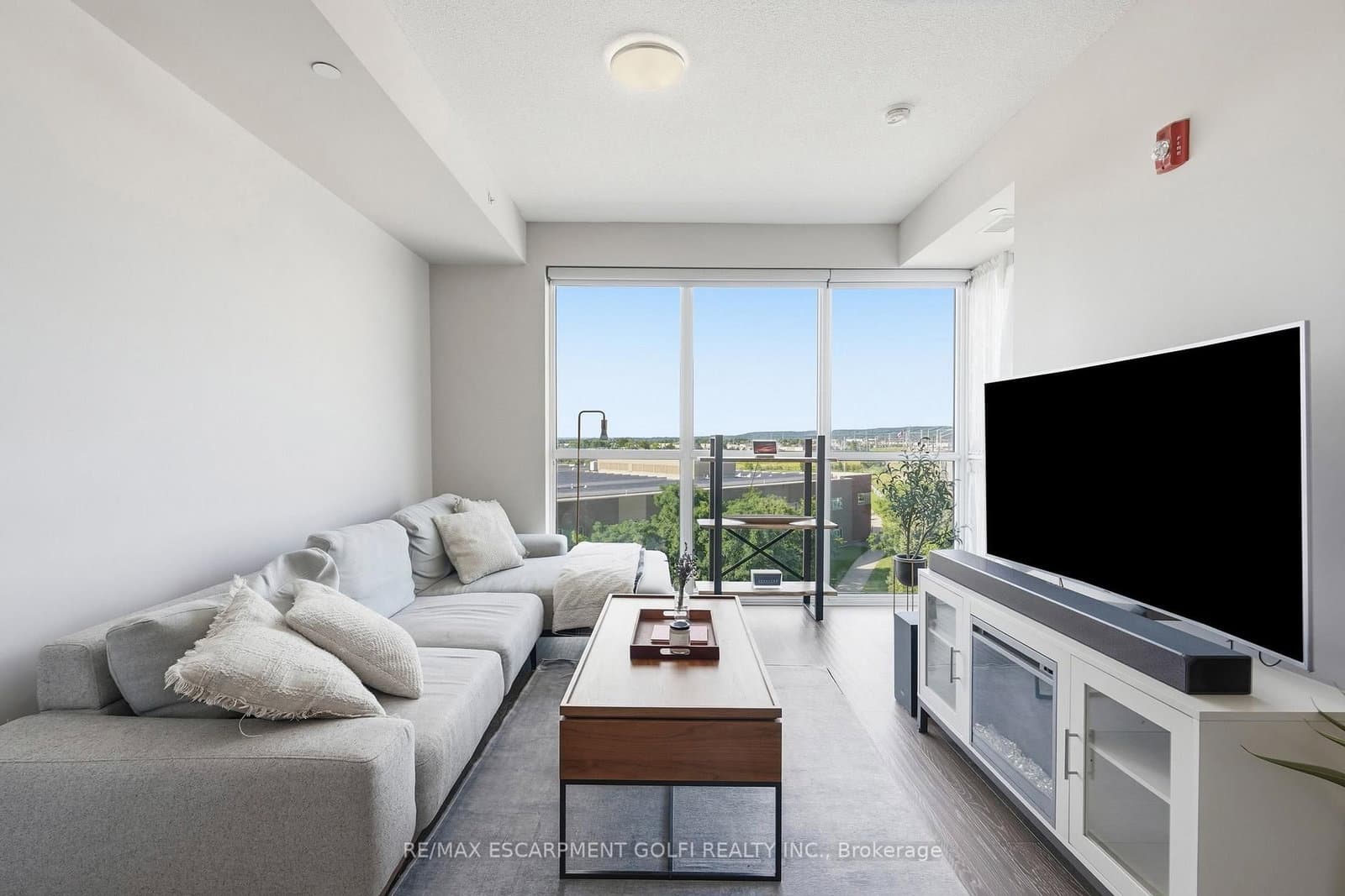 5230 Dundas Street, Unit A524 thumbnail 11
