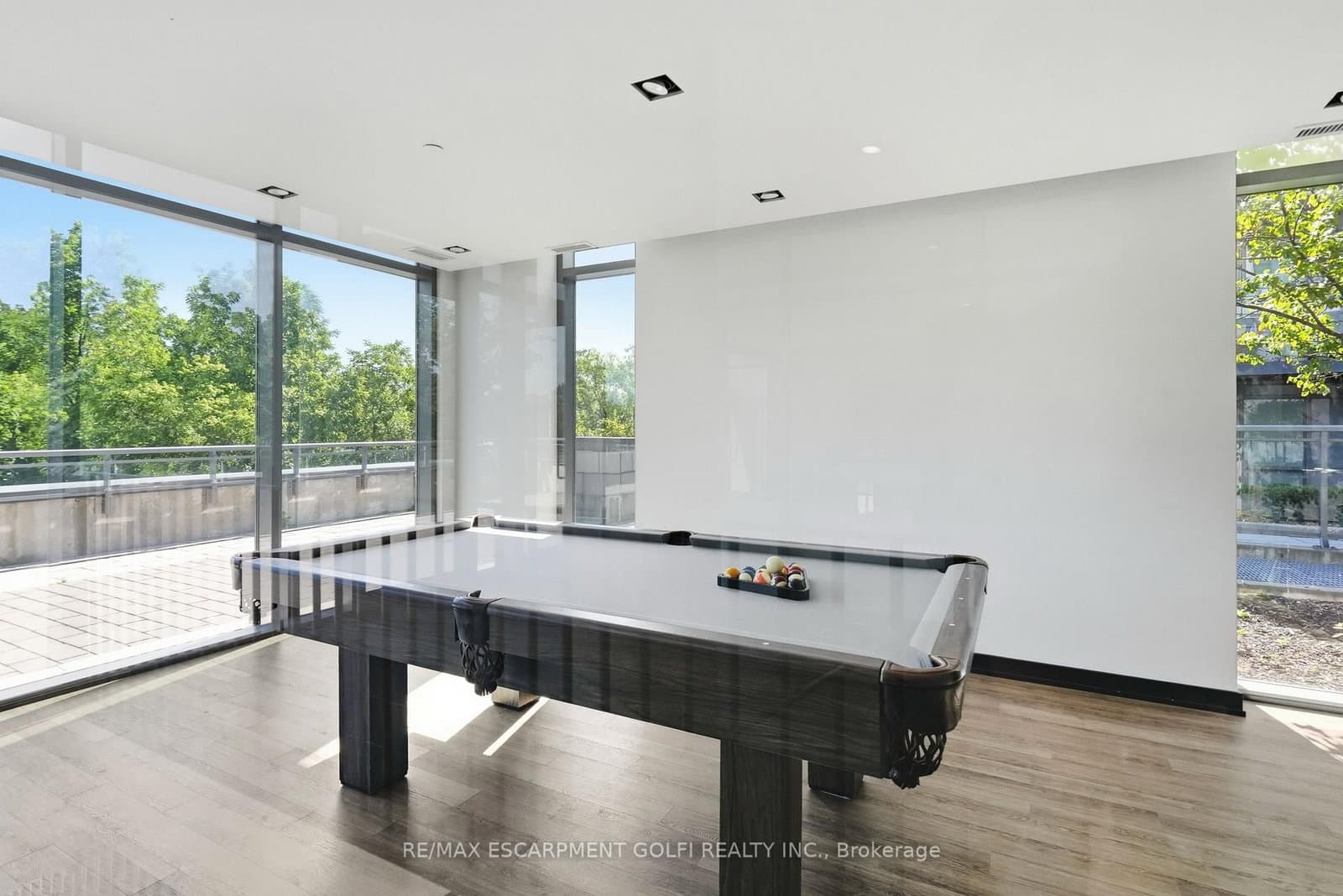 5230 Dundas Street, Unit A524 thumbnail 27
