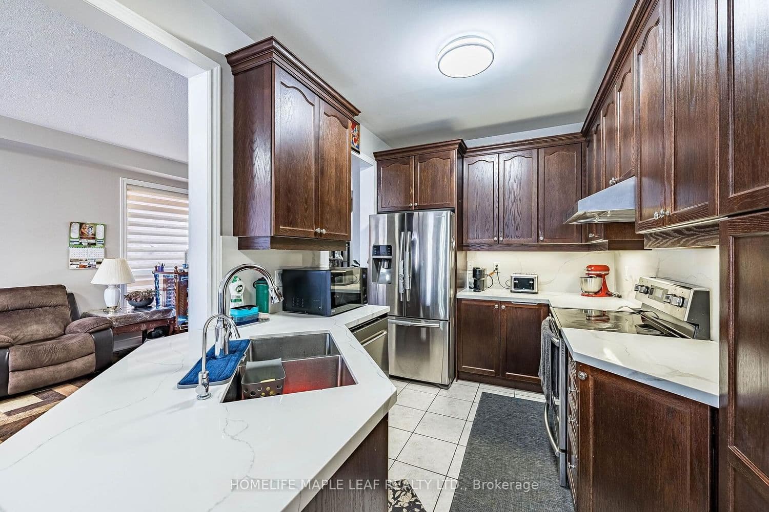 29 Gower Crescent thumbnail 15