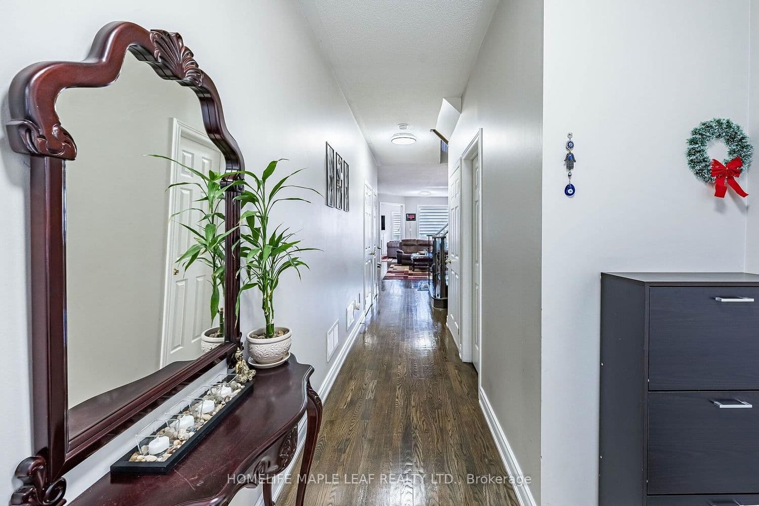 29 Gower Crescent thumbnail 8