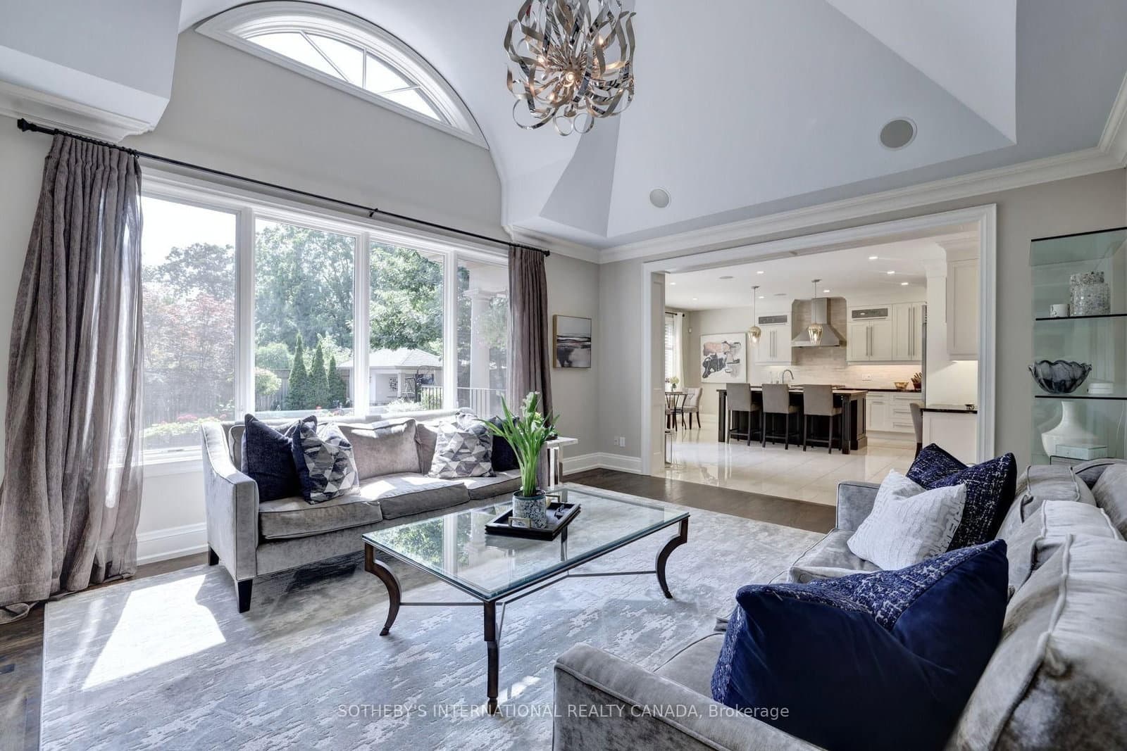 32 Oakwood Avenue S thumbnail 10