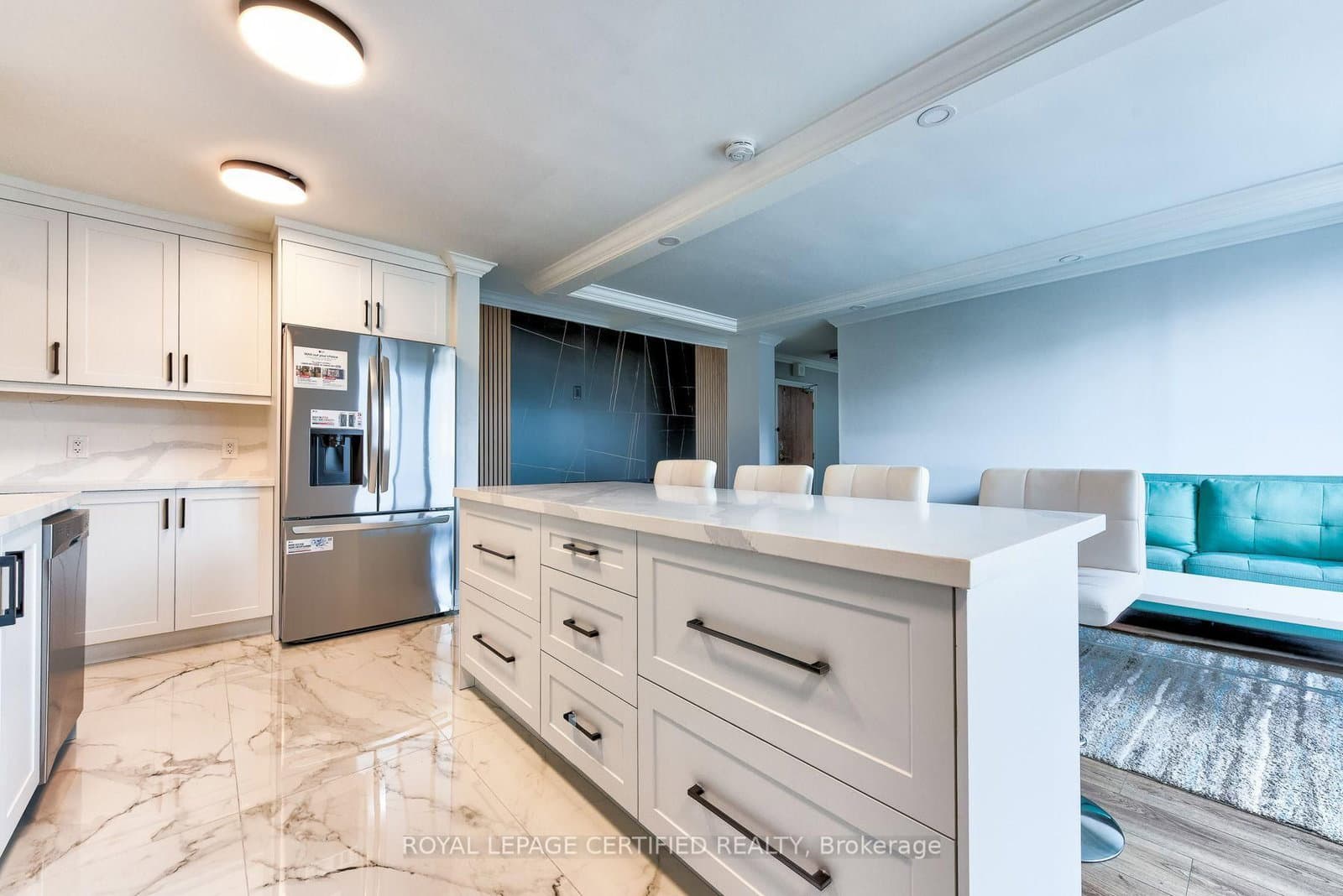 3170 Kirwin Avenue, Unit 301 thumbnail 11