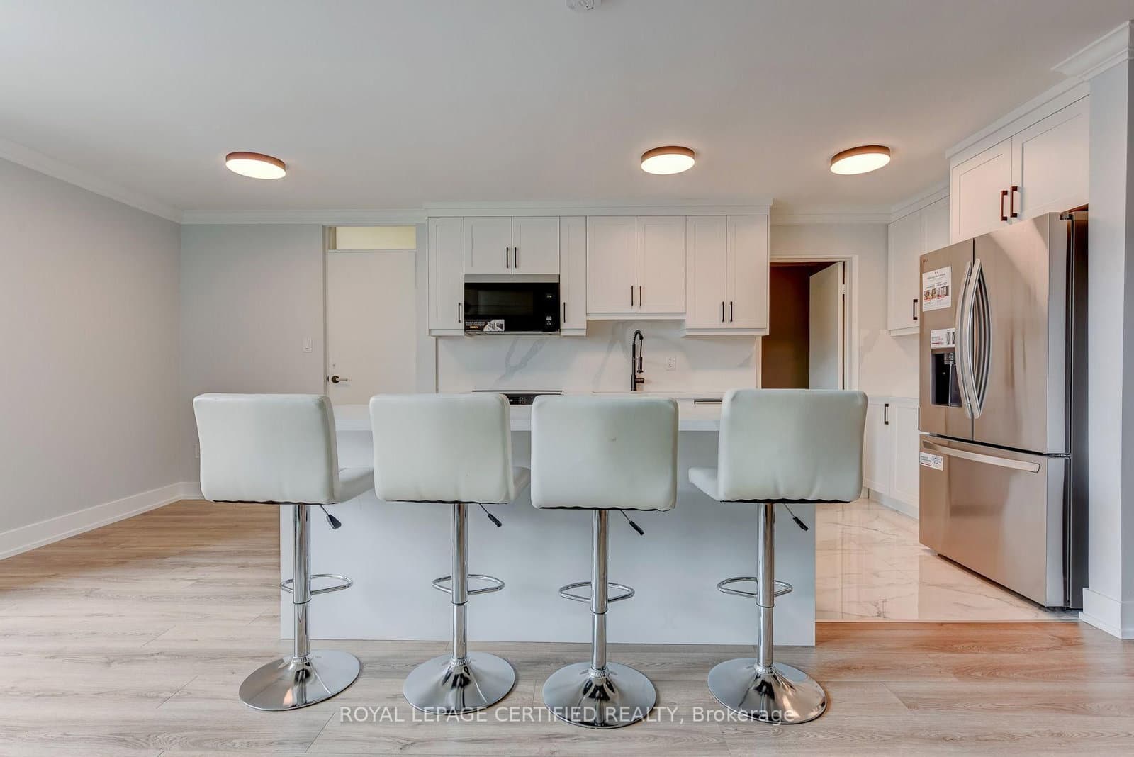 3170 Kirwin Avenue, Unit 301 thumbnail 13