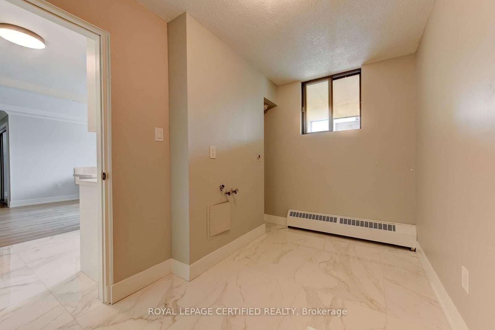 3170 Kirwin Avenue, Unit 301 thumbnail 16
