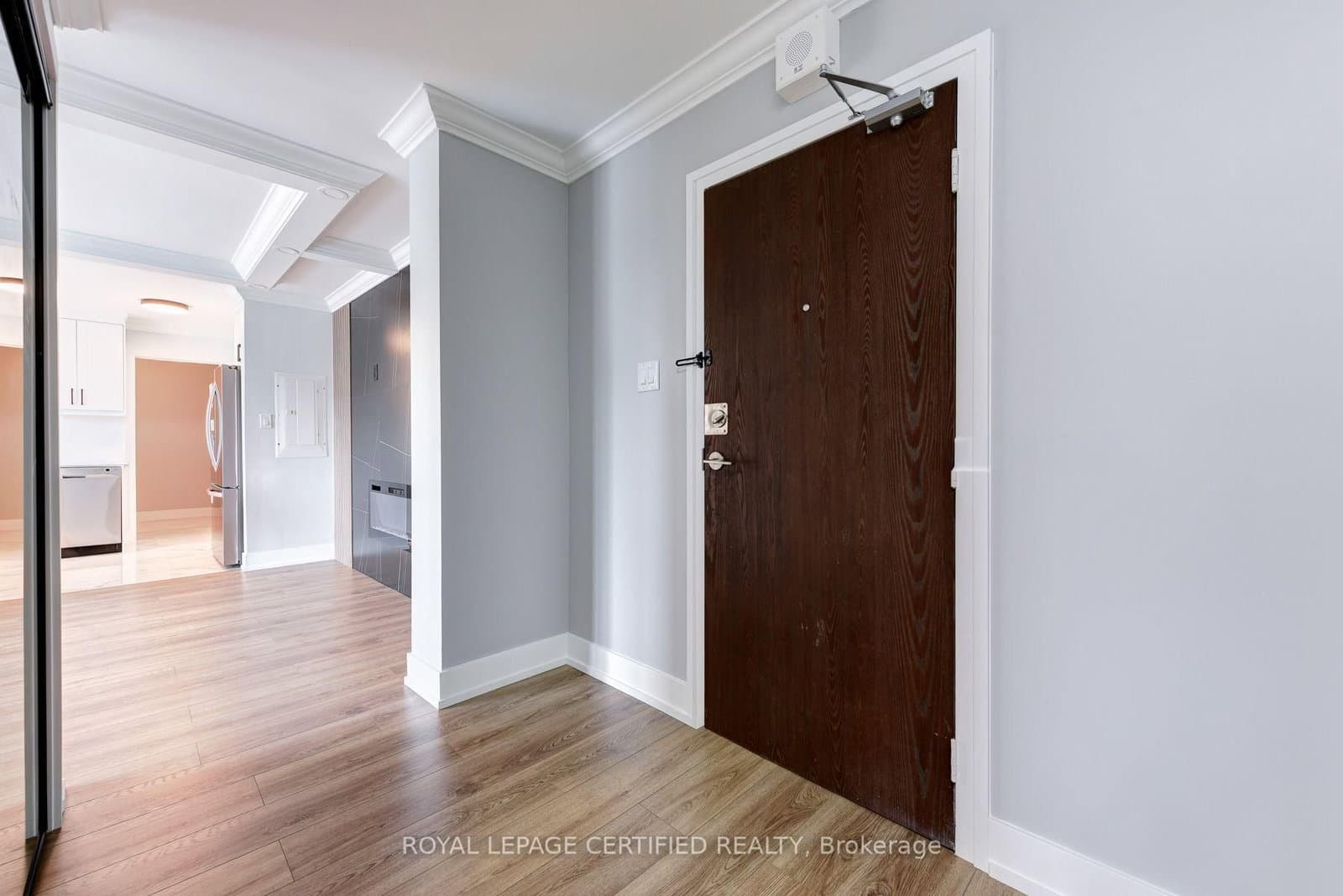 3170 Kirwin Avenue, Unit 301 thumbnail 2