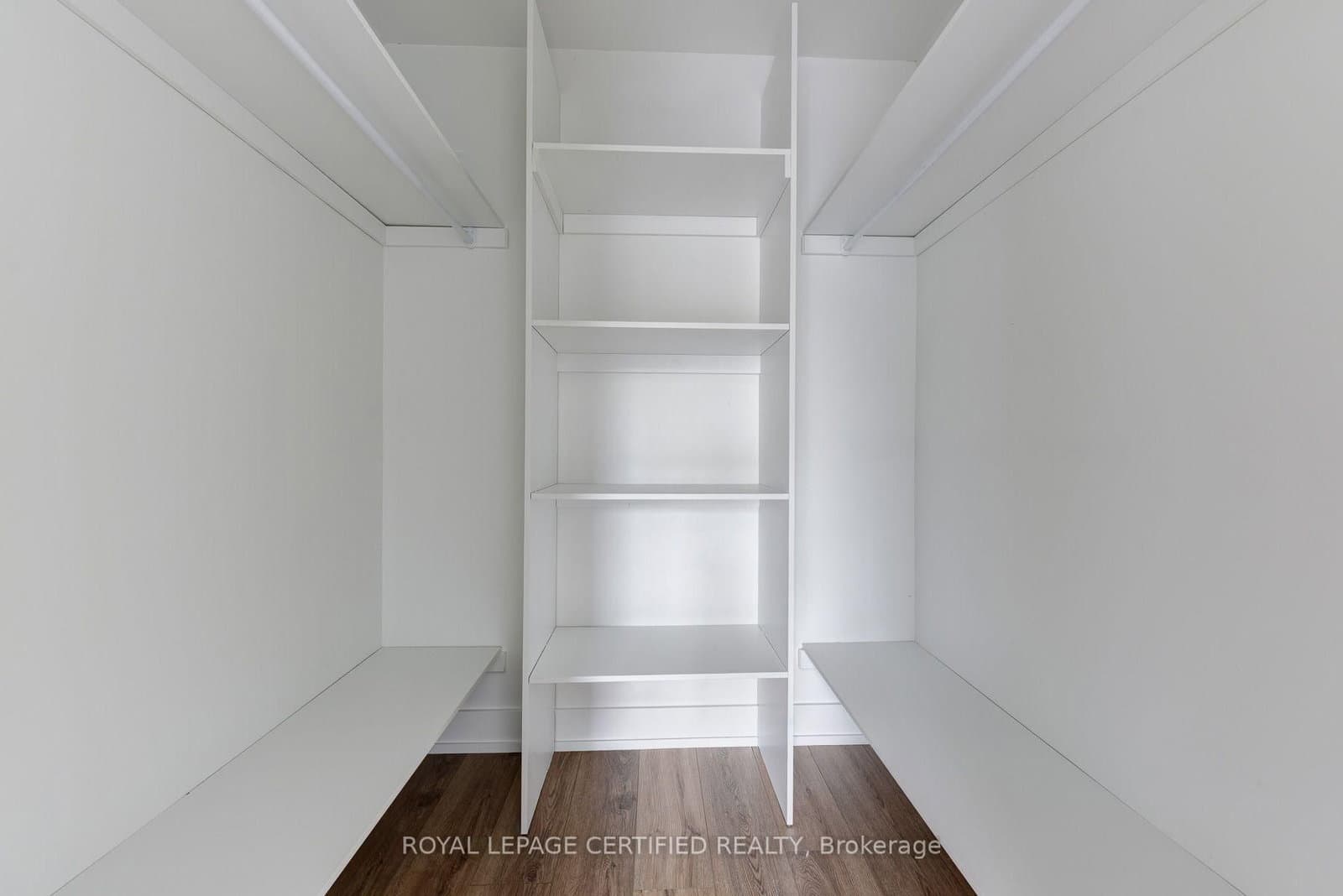 3170 Kirwin Avenue, Unit 301 thumbnail 23