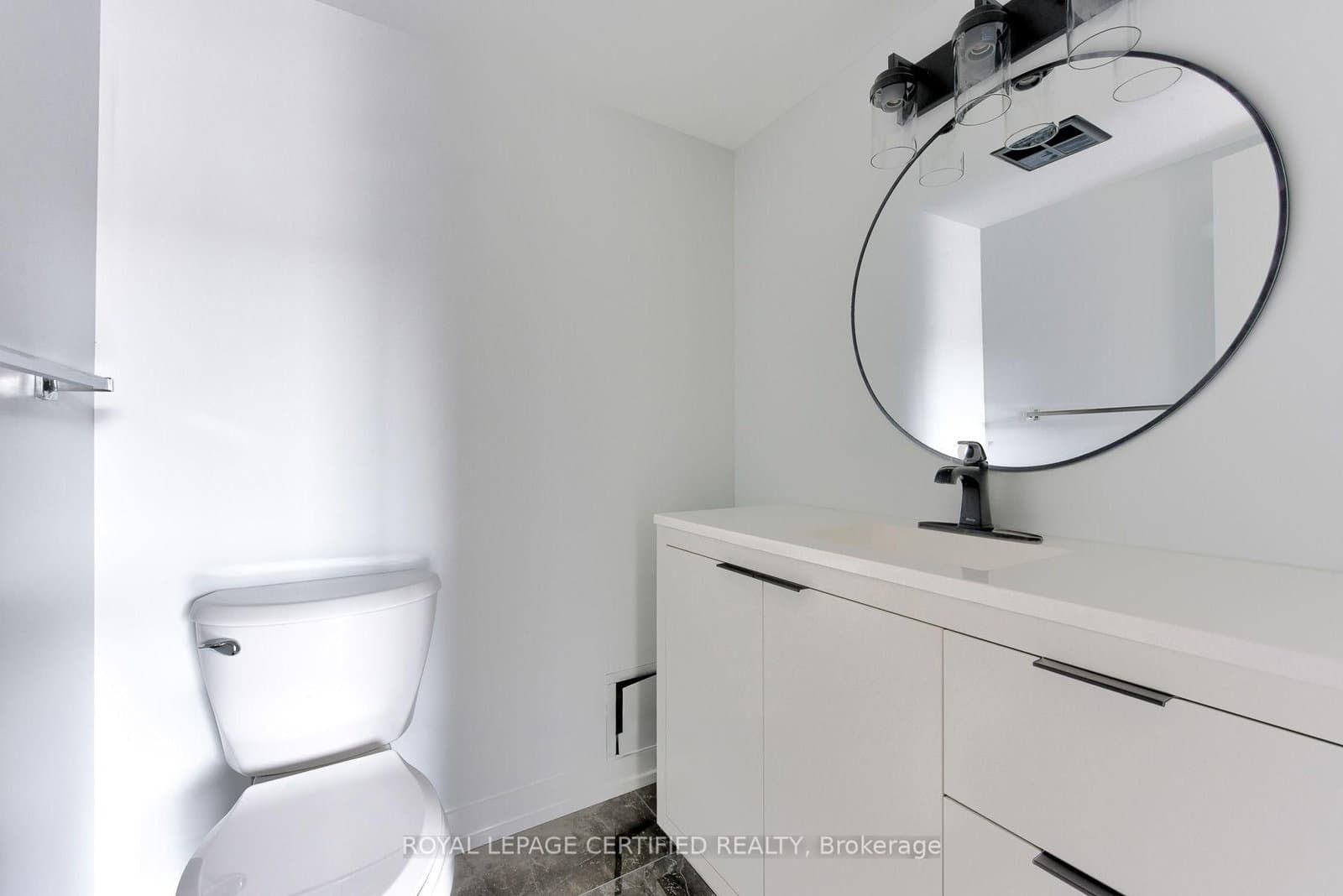 3170 Kirwin Avenue, Unit 301 thumbnail 32