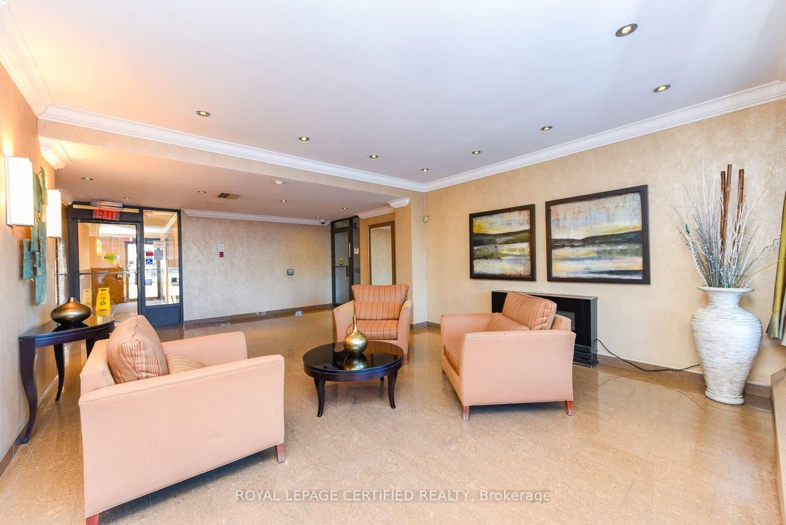 3170 Kirwin Avenue, Unit 301 thumbnail 36