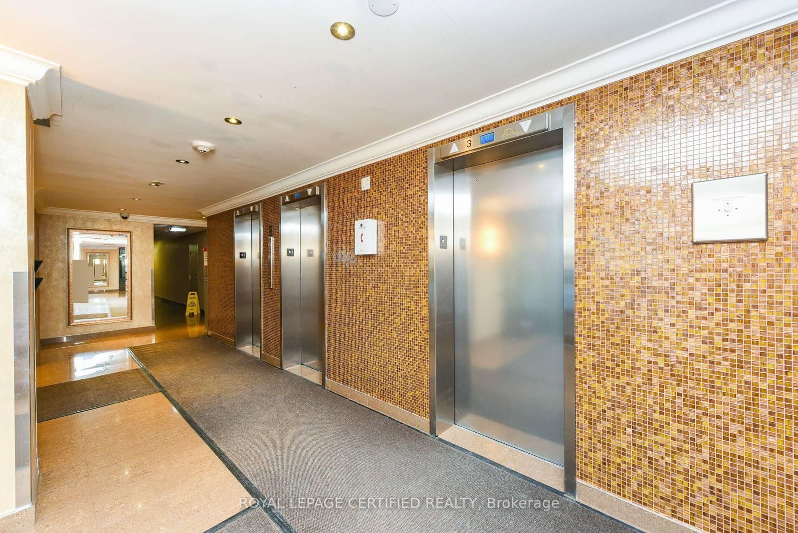 3170 Kirwin Avenue, Unit 301 thumbnail 37
