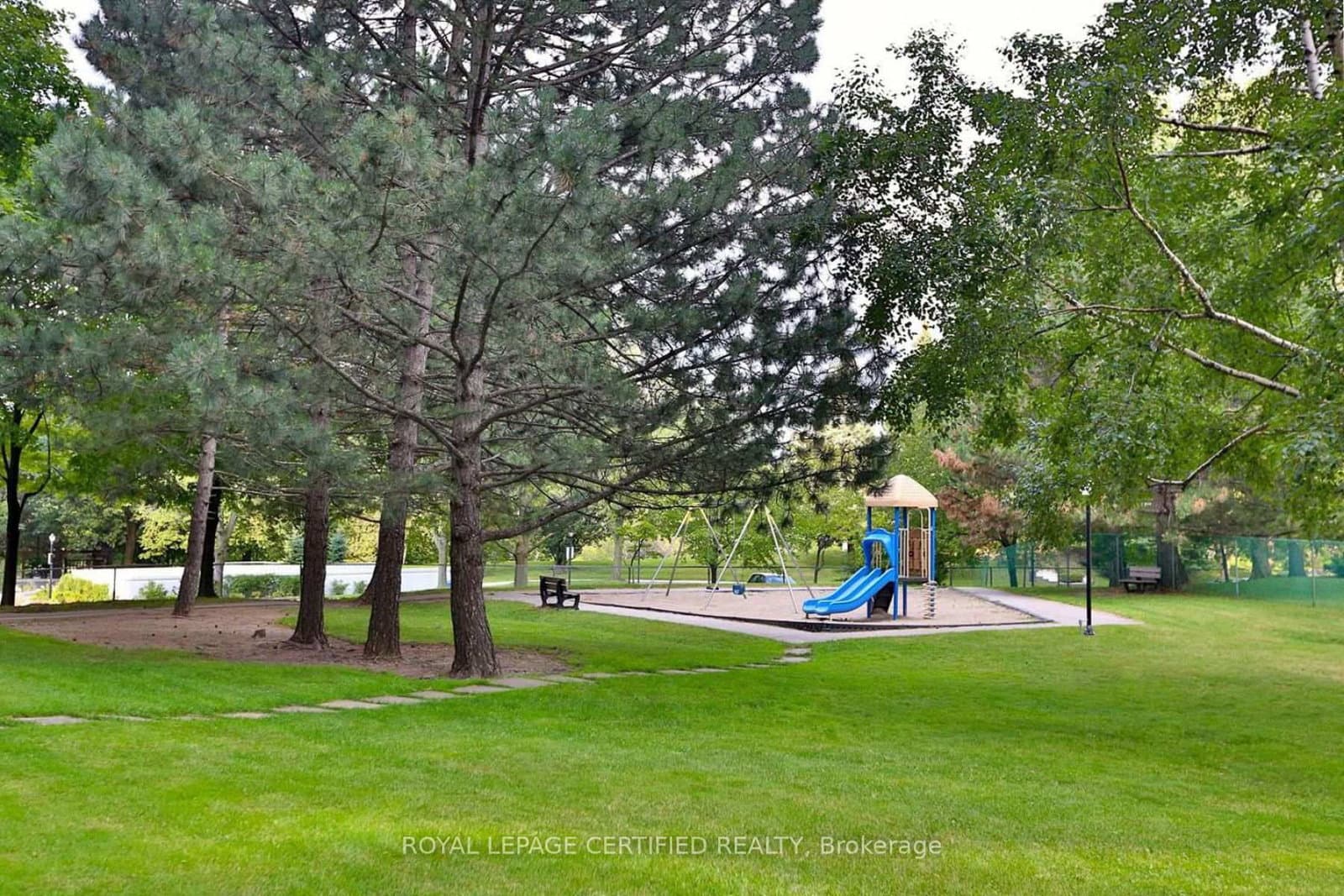 3170 Kirwin Avenue, Unit 301 thumbnail 40