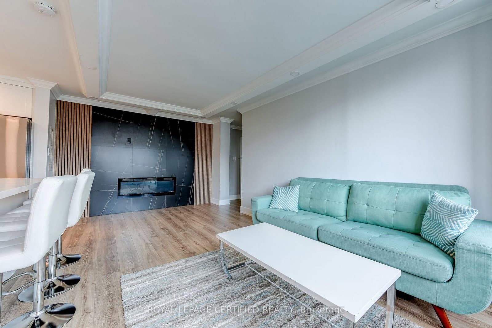 3170 Kirwin Avenue, Unit 301 thumbnail 6