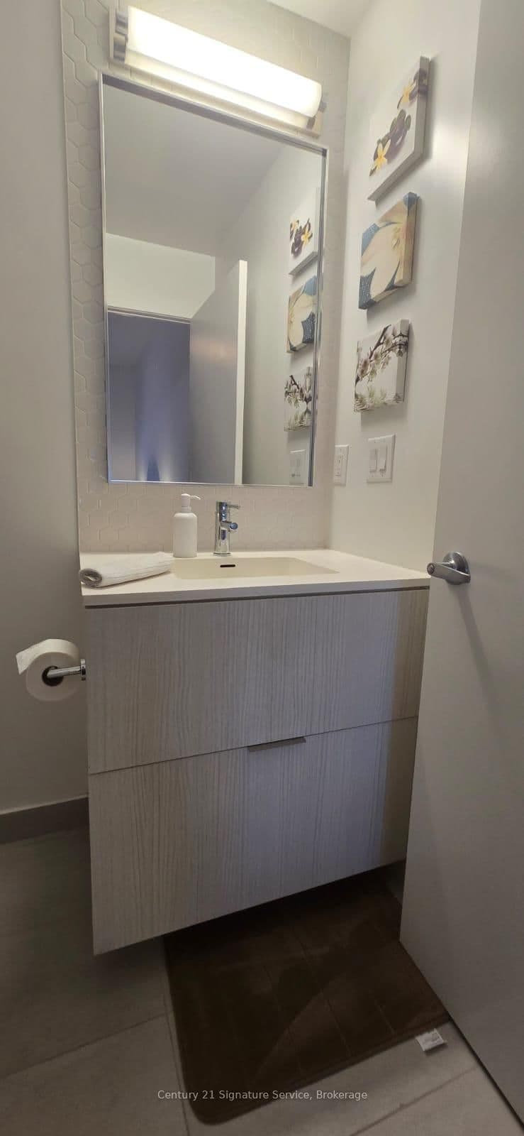 2520 Eglinton Avenue W, Unit 307 thumbnail 4