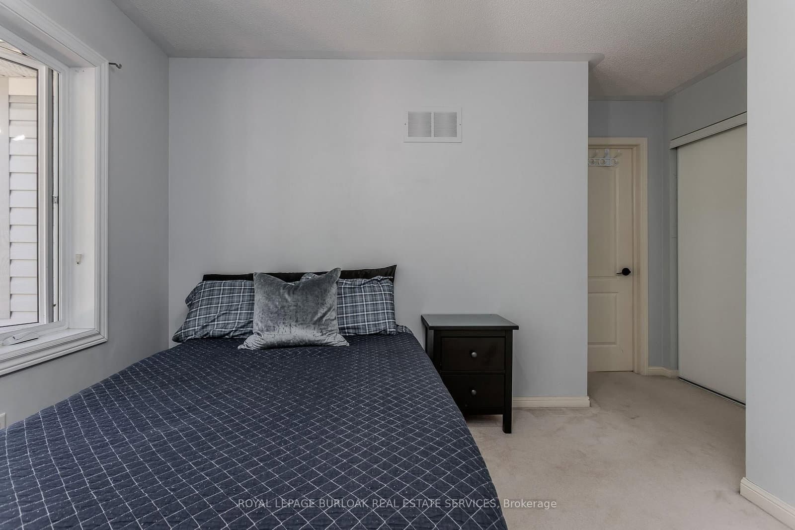 5174 Ravine Crescent thumbnail 17