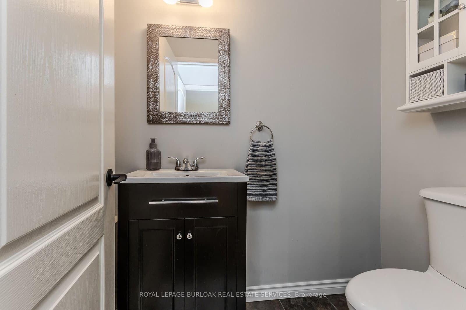 5174 Ravine Crescent thumbnail 20